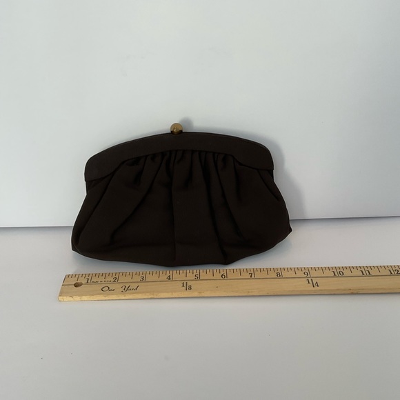 Vintage Women’s Bonwit Teller evening purse - Picture 3 of 6